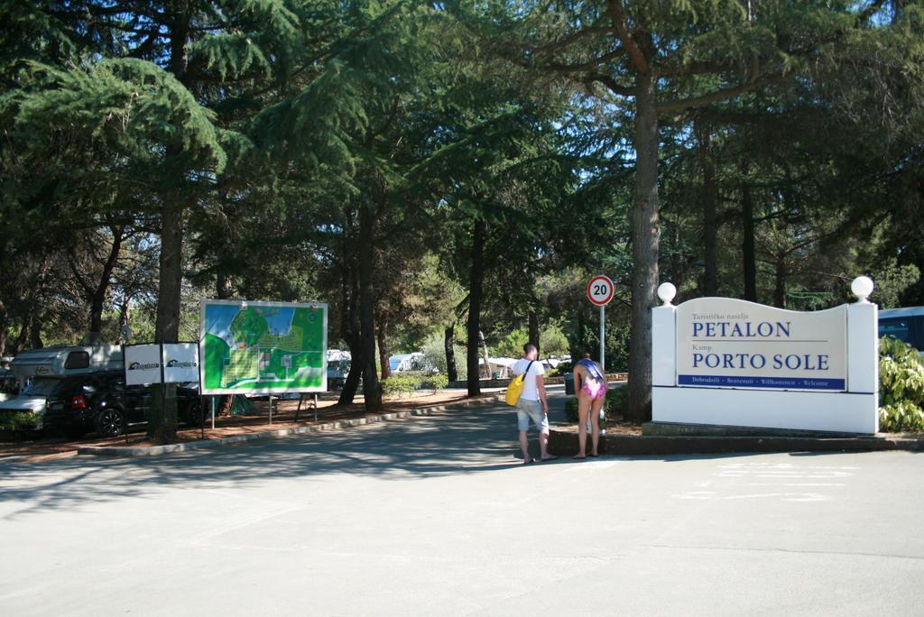Easyatent Camping Porto Sole Врсар Екстер'єр фото
